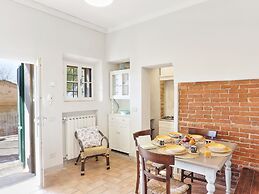 Spacious Cottage in Palaia With Private Pool