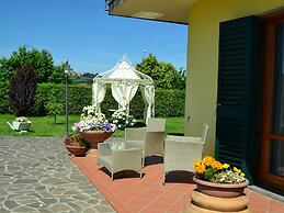 Belvilla by Oyo Montefiore