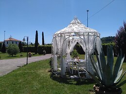 Belvilla by Oyo Montefiore