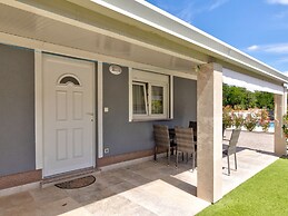 Cozy Holiday Home in Banjole near Pula City Center