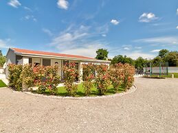 Cozy Holiday Home in Banjole near Pula City Center