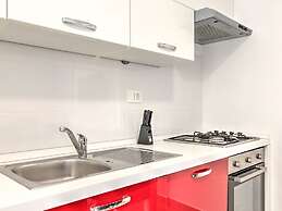 Cozy Holiday Home in Banjole near Pula City Center