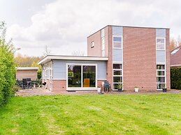 Lovely Holiday Home in Zeewolde With a Swimming Pool