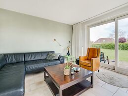 Lovely Holiday Home in Zeewolde With a Swimming Pool