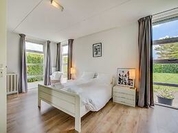 Lovely Holiday Home in Zeewolde With a Swimming Pool