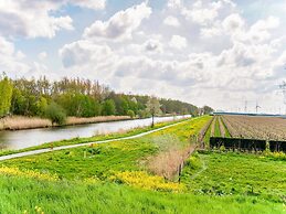 Lovely Holiday Home in Zeewolde With a Swimming Pool
