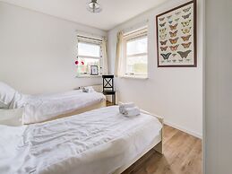 Lovely Holiday Home in Zeewolde With a Swimming Pool