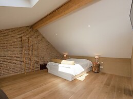 Bertrix Hot Tub & Garden Stay