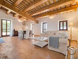 Apartment in Villagrande With Adriatic Views