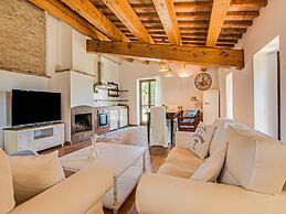 Apartment in Villagrande With Adriatic Views
