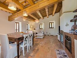Apartment in Villagrande With Adriatic Views
