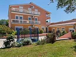 Appealing Mobile Home in Banjole With Garden