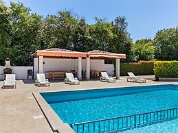 Appealing Mobile Home in Banjole With Garden