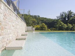 Chic Villa in Acqualagna with Hot Tub in Pool & Private Garden
