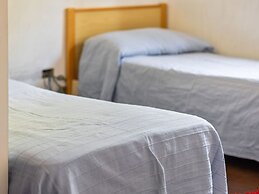 Belvilla by OYO Modern Villa in Nissoria With Pool