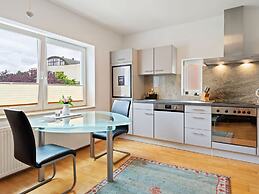 Elegant Apartment in Innsbruck near Golden Roof