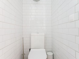 Lavish Holiday Home in Tavernes de la Valldigna With Sauna