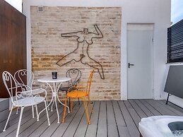 Lavish Holiday Home in Tavernes de la Valldigna With Sauna