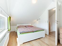 Charming Holiday Home in Zierow Near Seabeach