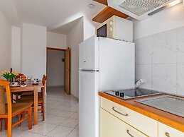 Apartment in Banjole Near Beach and Pula City