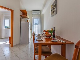 Apartment in Banjole Near Beach and Pula City