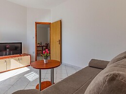 Apartment in Banjole Near Beach and Pula City