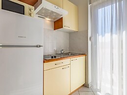 Apartment in Banjole Near Beach and Pula City
