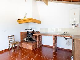 Striking Holiday Home in Carcavelos