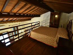 Belvilla by OYO Nice Apartment With Swimming Pool