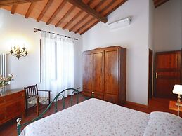 Belvilla by OYO Nice Apartment With Swimming Pool