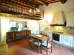 Belvilla by OYO Nice Apartment With Swimming Pool