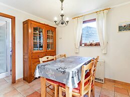 Holiday Home in Porcheresse Daverdisse