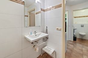 Enticing Holiday Home in Eastermar near Burgumer Mar Lake