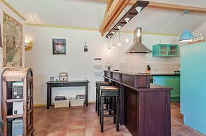 Enticing Holiday Home in Eastermar near Burgumer Mar Lake