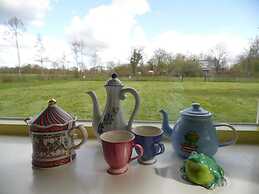 Enticing Holiday Home in Eastermar near Burgumer Mar Lake