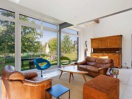 Villa in Kobbegem With Private Garden