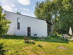 Villa in Kobbegem With Private Garden