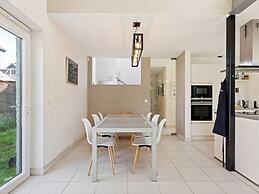 Villa in Kobbegem With Private Garden