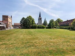 Villa in Kobbegem With Private Garden