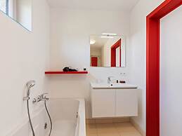 Villa in Kobbegem With Private Garden