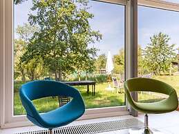 Villa in Kobbegem With Private Garden