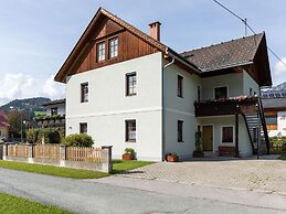 Comfortable Apartment in Kötschach-mauthen With Sauna
