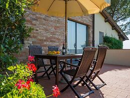 Belvilla by Oyo Prato