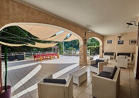 Villa in Pozzallo Near Sandy Beaches