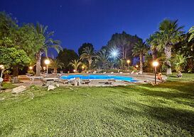 Villa in Pozzallo Near Sandy Beaches