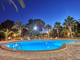 Belvilla by Oyo Villa Opale