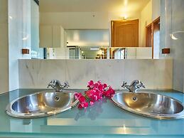 Belvilla by Oyo Villa Opale