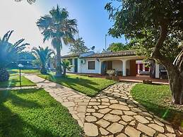 Belvilla by Oyo Villa Opale