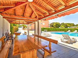 Alluring Mobile Home in Banjole With Swimming Pool