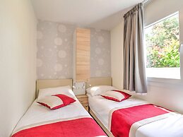 Alluring Mobile Home in Banjole With Swimming Pool